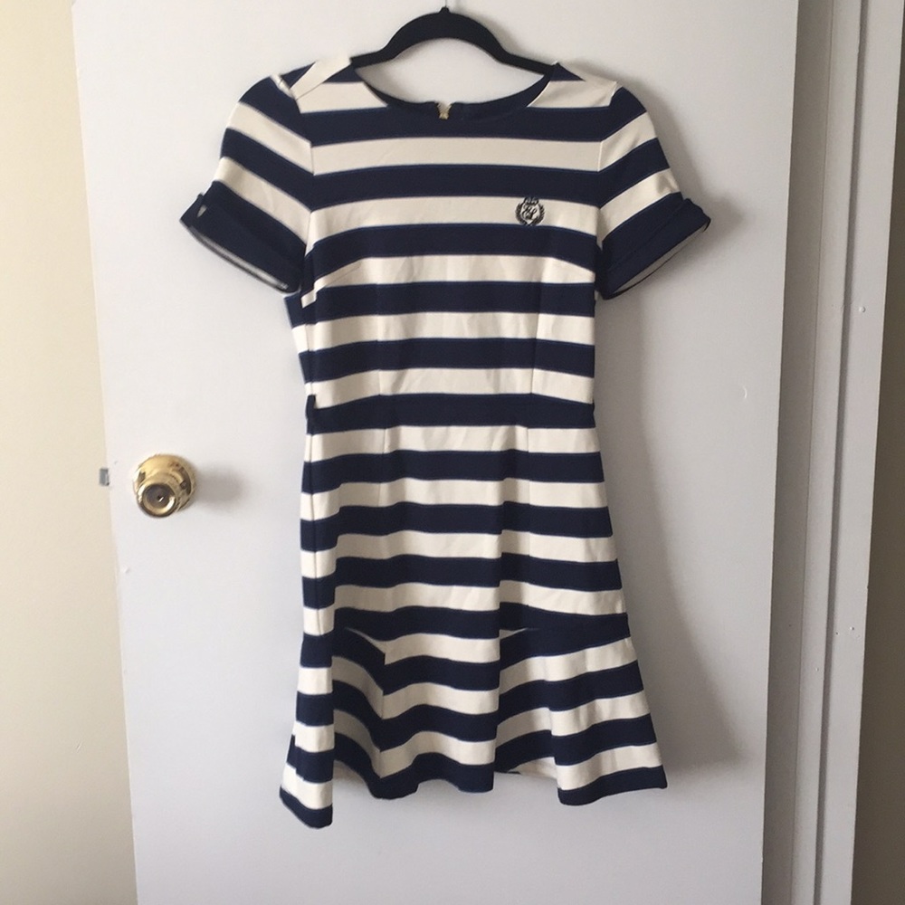 Korean brand E•Land, size xs